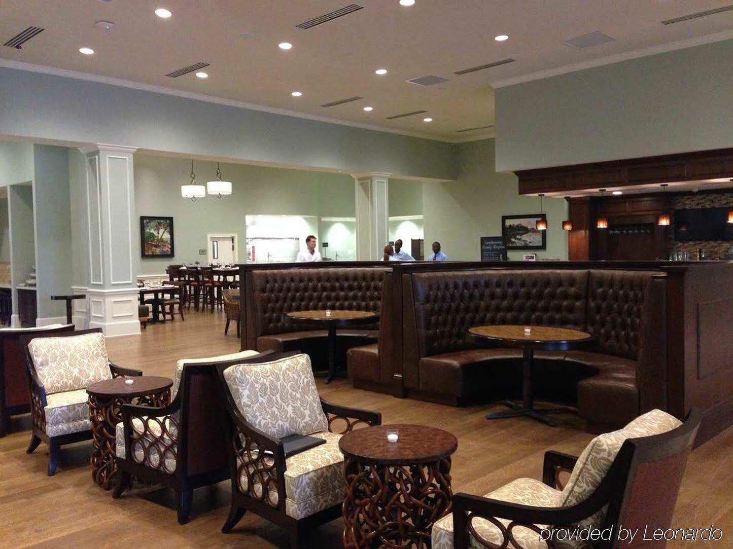 Embassy Suites Savannah Historic District Экстерьер фото